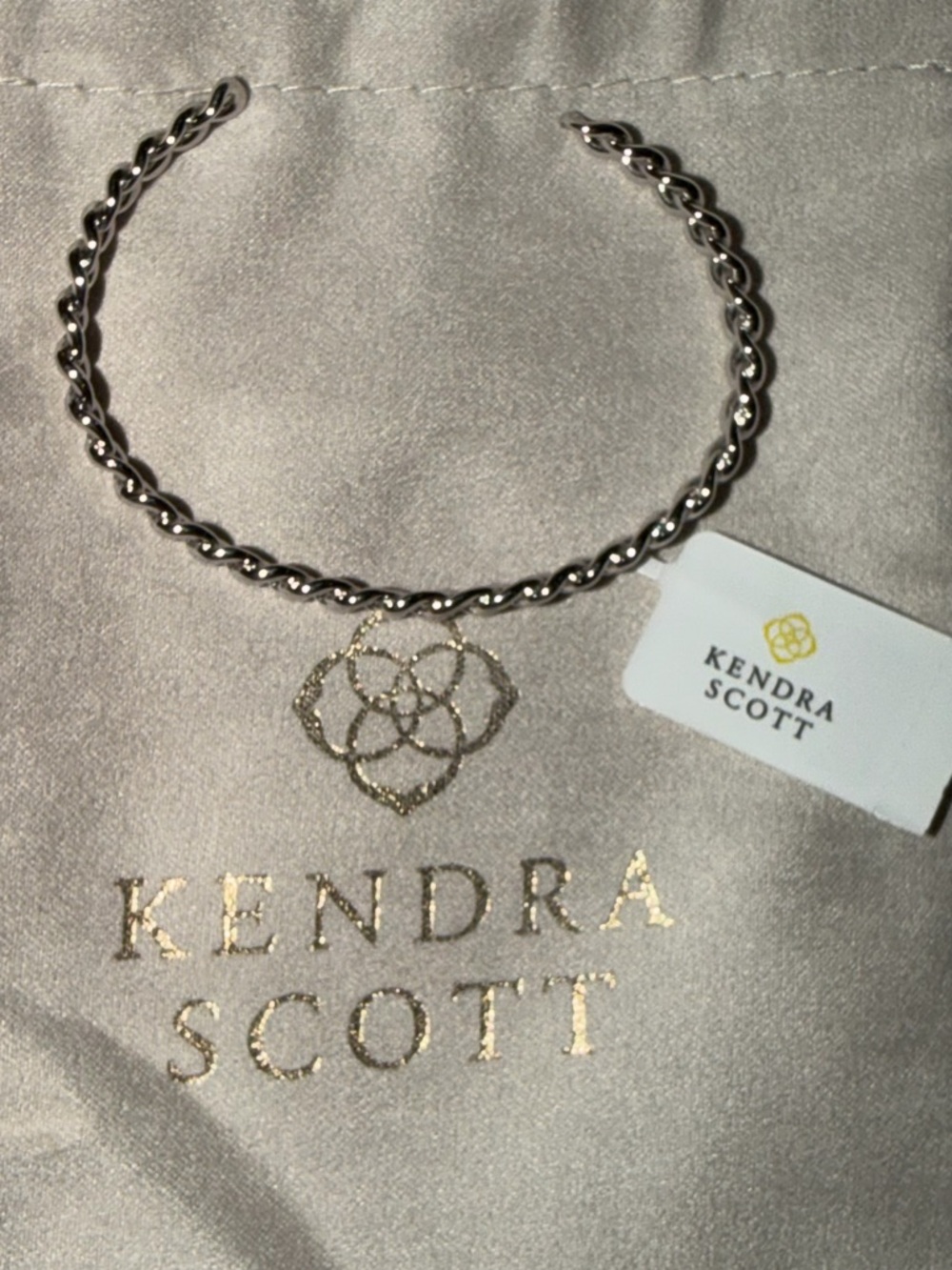 Kendra Scott Bracelet Grier Chain Link Cuff Silver-Tone Rhodium Plated - Picture 3 of 5